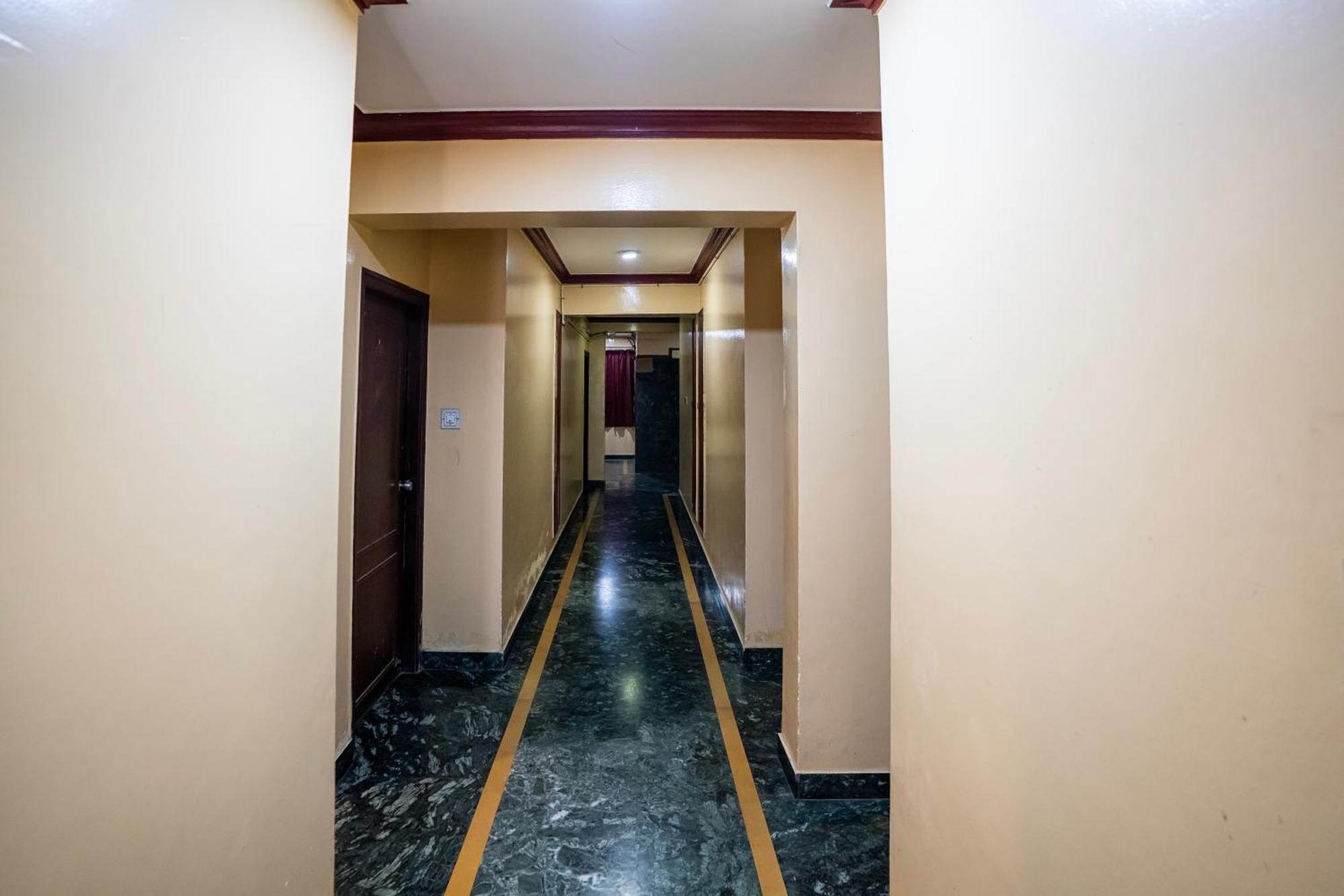 Hotel Vyshak Residency Mysore Luaran gambar